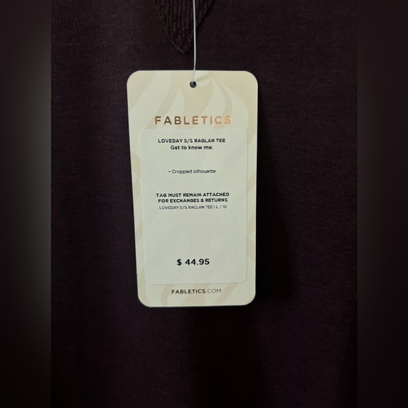 NWT Fabletics Raglan Tee - Picture 6 of 6